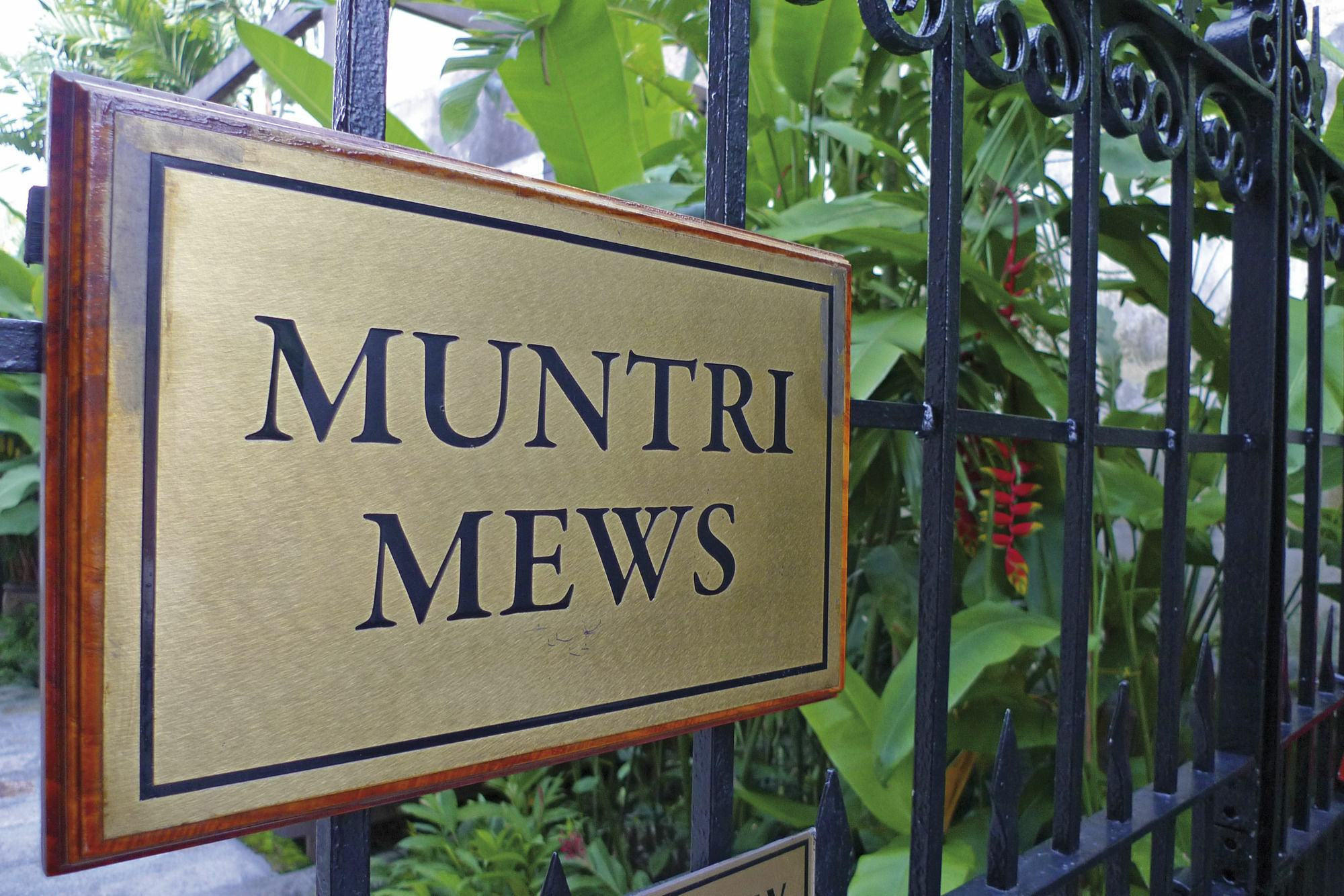 Muntri Mews Hotel Джордж Таун Екстериор снимка